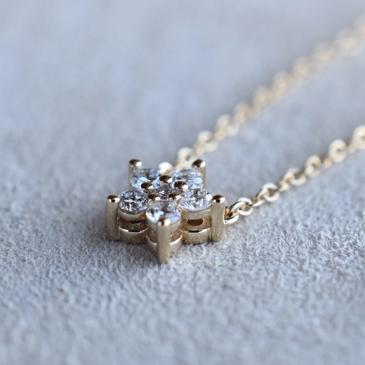 Greenwich Mini Flower Birthstone & Diamond Necklace in 14k Gold - Image 8